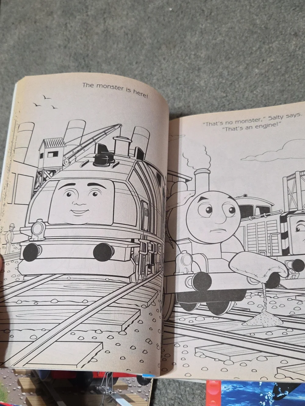 Thomas & Friends Blue and Green Activity & Handwriting Book Set